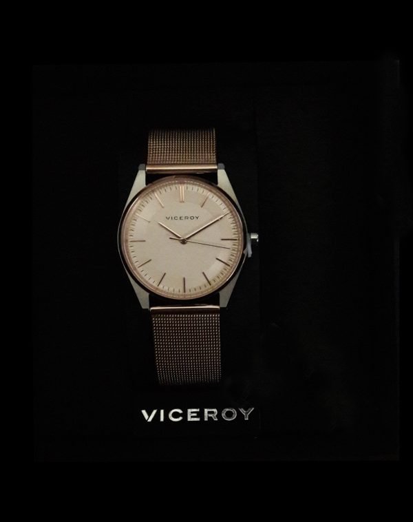 Reloj bicolor