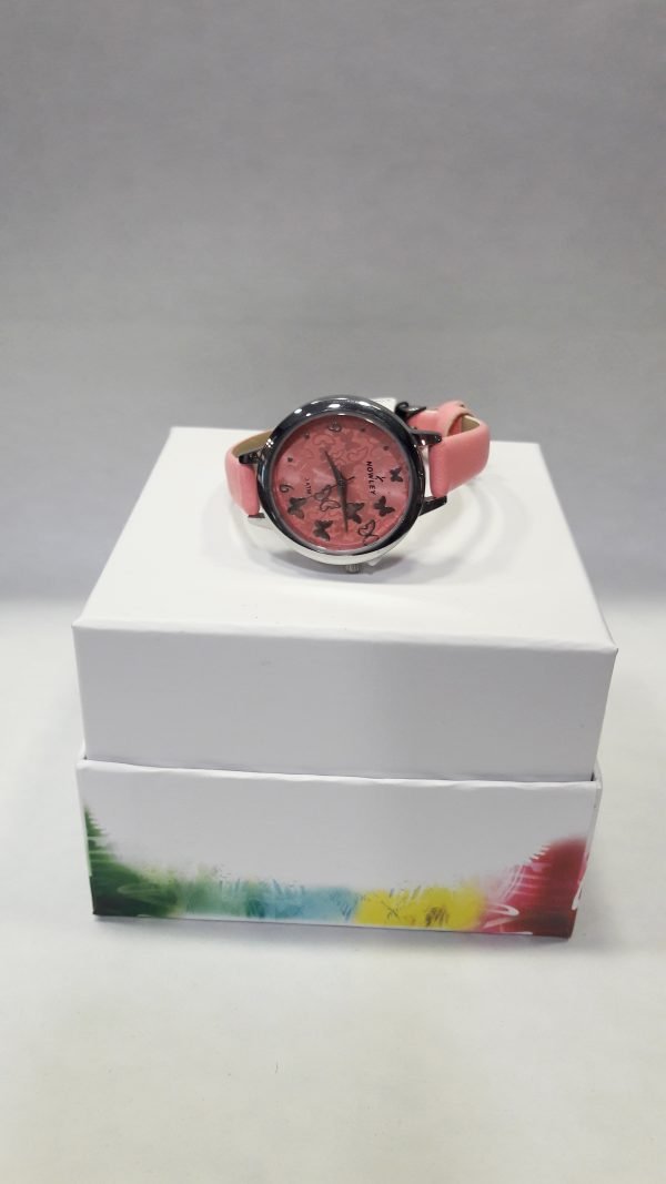 Reloj rosa mariposas